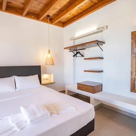 Cato Agro 2, Seafront With Private Pool Villa