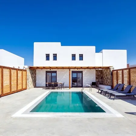 Cato Agro 2, Seafront With Private Pool