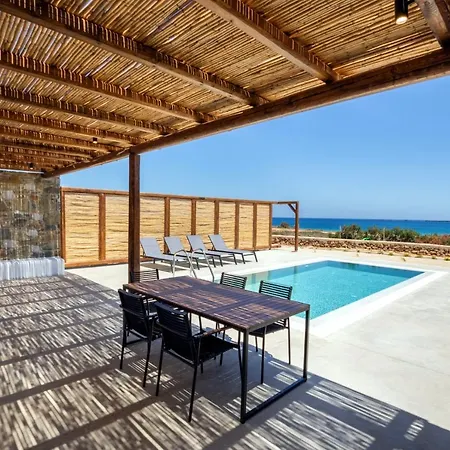 וילה Cato Agro 2, Seafront With Private Pool אפיארטיס