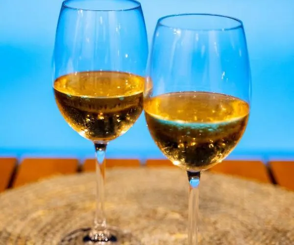 Cato Agro 2, Seafront With Private Pool فيلة *