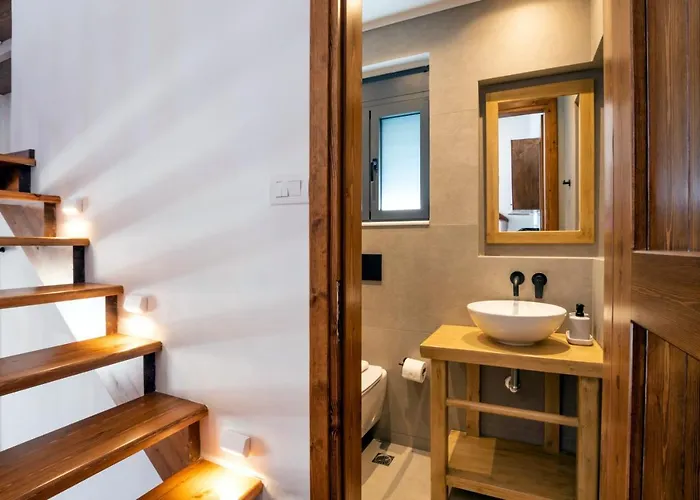 Cato Agro 2, Seafront With Private Pool